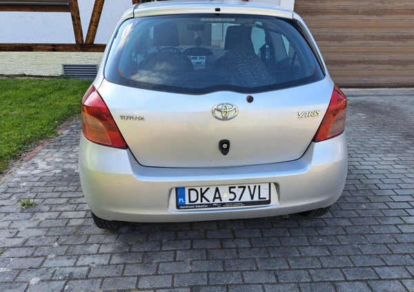 Toyota Yaris cena 10500 przebieg: 245000, rok produkcji 2007 z Kąty Wrocławskie małe 67